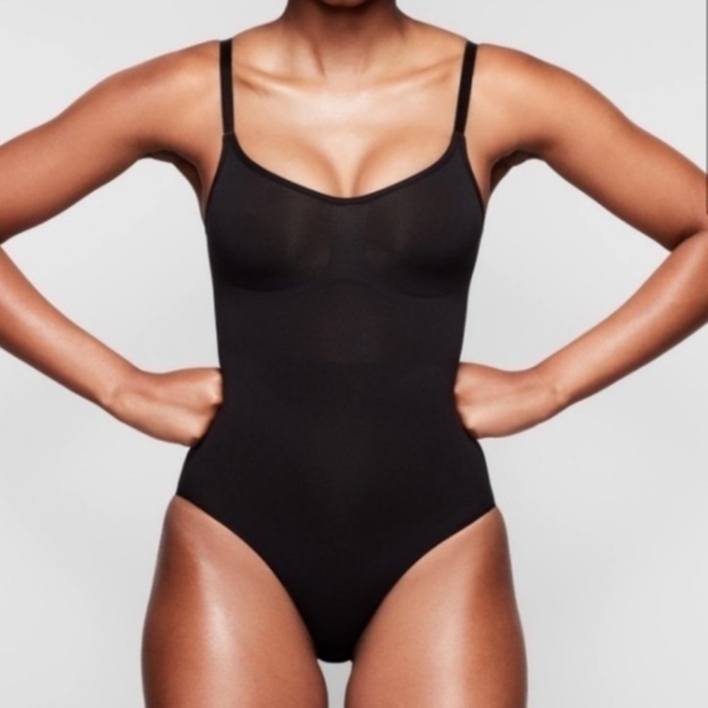 Skims Sculpting Snap Onyx Bodysuit